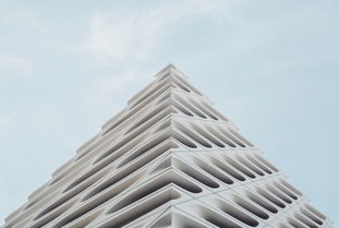 探索现代建筑艺术的瑰宝，一建资料免费全网盘解读与实践
